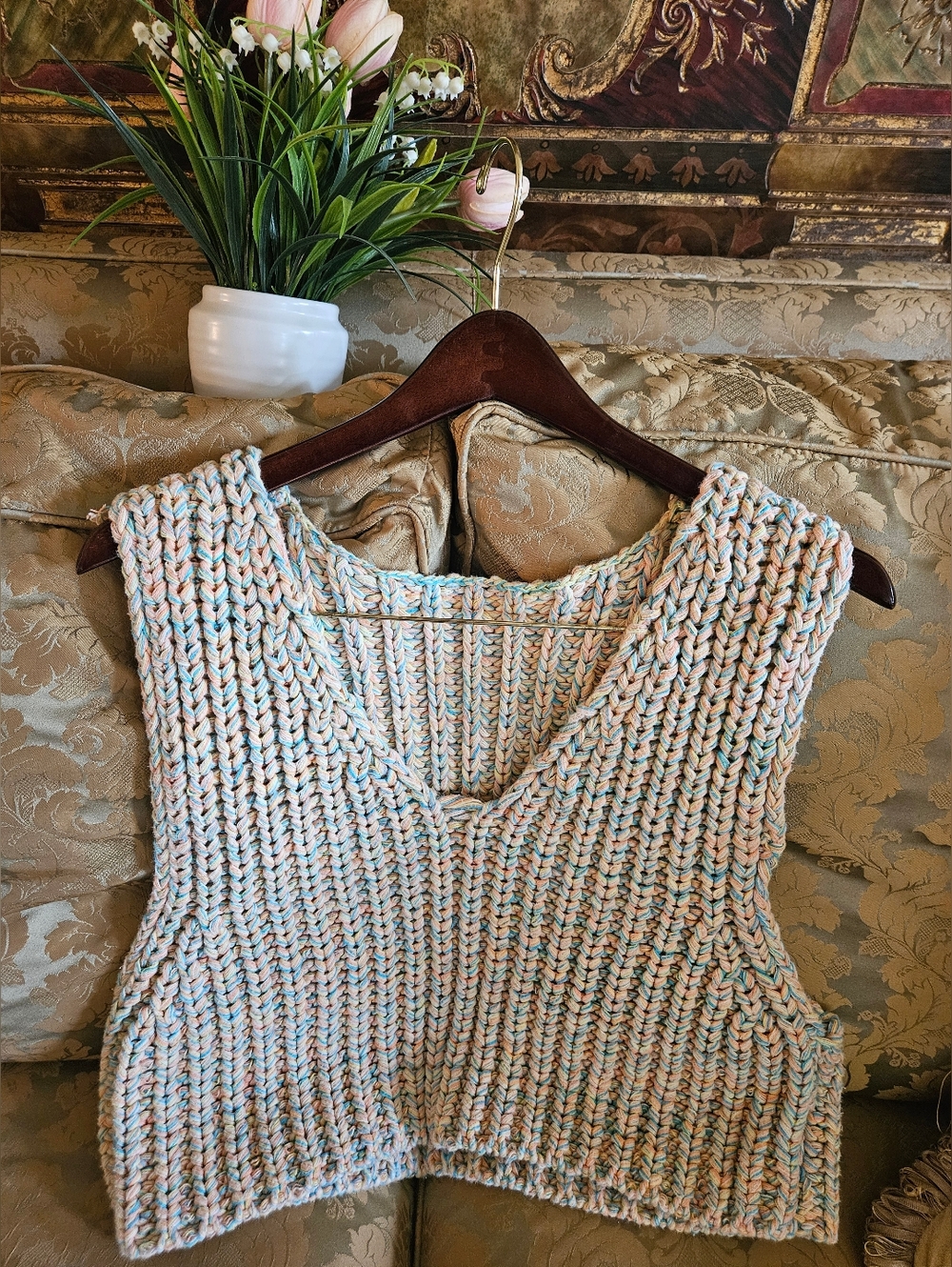 NWOT Free People Cropped Hoopla Tropical Fruit Cropped Crochet Confetti